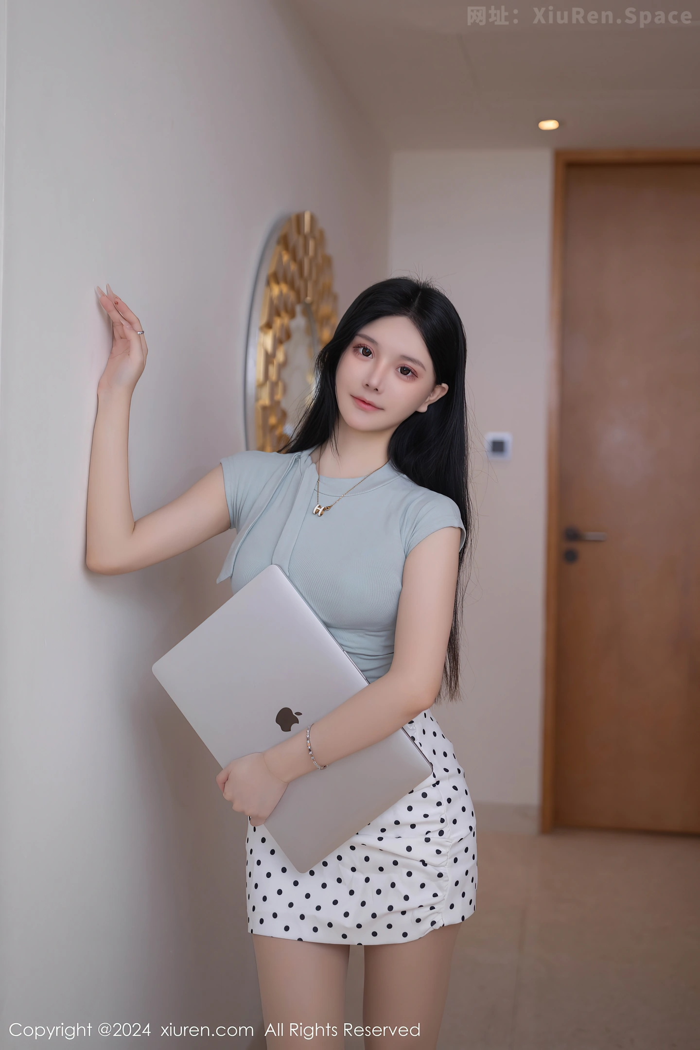 图片[6]-[XiuRen秀人网]VOL.8774 模特幼幼性感淡蓝色上衣配白色短裙露超薄肉丝秀美腿诱惑写真80P-秀人网官方网站